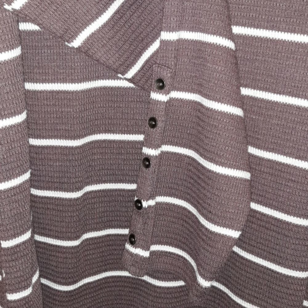 Extra extra large v-neck top - Picture 3 of 8